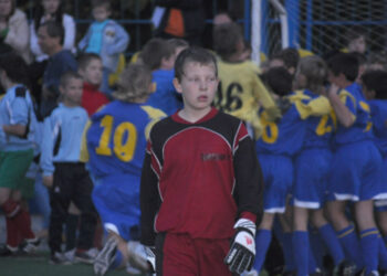 Вратарь СДЮСШОР-7 (Ростов) Максим Повесмо еле скрывает слезы