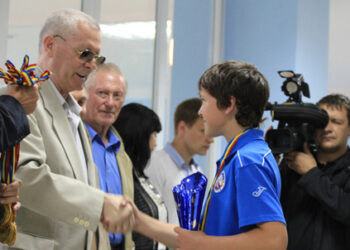 Кубок по футбола 2000 г.в честь 75-летия В.Понедельника 2012г.