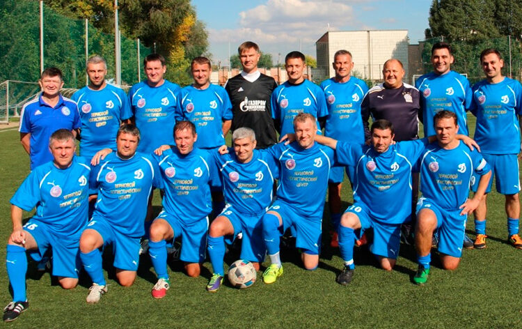 Ветераны Динамо Ставрополь одержали вторую к ряду победу в Первенства России по футболу среди ветеранов 40 лет Футбол ЮФОСКФО Ветераны Динамо Ставрополь одержали вторую к ряду победу в Первенства России по футболу среди ветеранов 40 лет