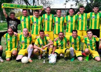 «Апаринка»- футбольная команда, хутор Апаринский, Усть-Донецкий район, Ростовская область.