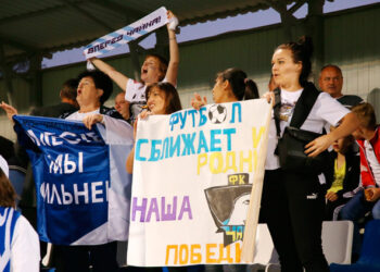 в селе Песчанокопское «Чайка» играет в ФНЛ - репортаж