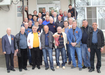 Ветеранам футбола Ростовской области вручены знаки славы (2015 год)