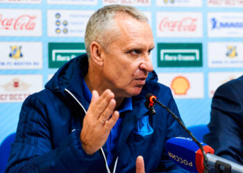 Почему закипает тренер Ростова Кучук