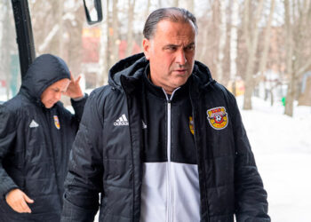 Как ФК Ростов играет против своих бывших тренеров