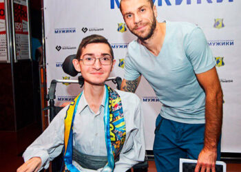 Болельщик-колясочник ФК Ростов Федор Тахтамышев