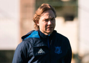 главный тренер «Ростова» Валерий Карпин пока  присматривается к своим подопечным.