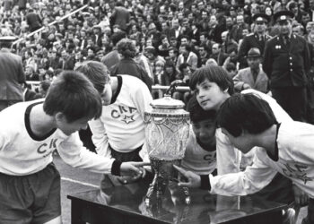 Виктор Одинцов, очерк о советском футболисте