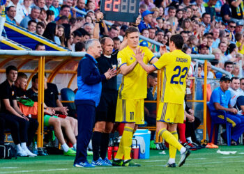 Дуэль тренеров белорусов Кучук - Гончаренко кто победит РФПЛ