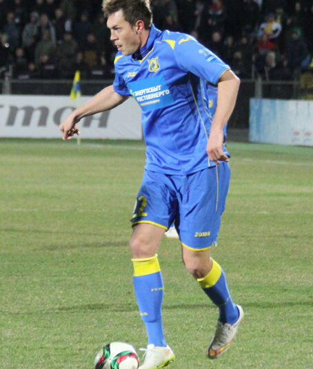 Дзюба принес победу Ростову в Екатеринбурге Футбол ЮФОСКФО Футболист Дзюба принес победу Ростову в Екатеринбурге