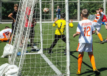 психологии детского футбола: конфликт тренера и родителя