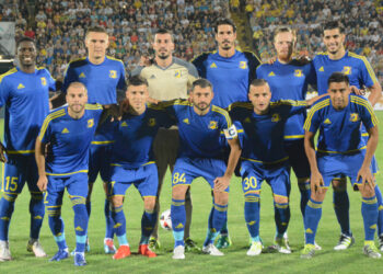 Фото команды ФК Ростов 2016 при Бердыеве