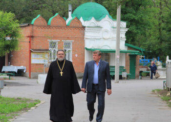 Изготовление надгробий и памятников Москва