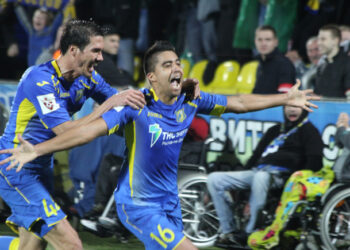 ФК «Ростов» в сезоне 2015-2016 занял 2-е место!