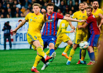 Стадион Ростов-Арена на подарочной открытке к ЧМ-2018