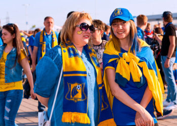 Окажут первую помощь болельщикам