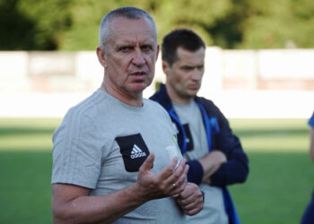 Леонид Кучук