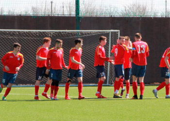 Заслуженный тренер РСФСР Петр Щербатенко гордился бы такими футболистами