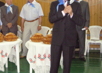 Для детей подарки и тепло души от Али Узденова