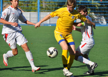 Матчи ЮФО СКФО по футболу за путевку на Россию