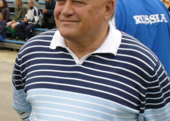 Эдуард Лакомов: «Футболом нести мир в дома»- интервью