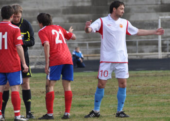 Михаил Осинов, после ФК Ростов, играет за Донгаздобычу