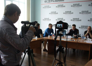 Футбольного болельщика зарезали в центре Ростова