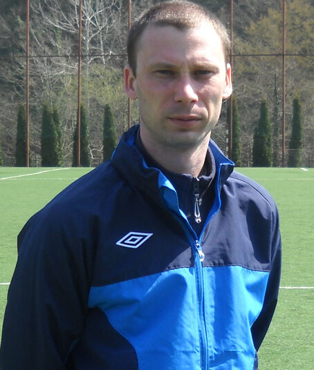 Антон Дубинин судьба тренера по футболу в Таганроге