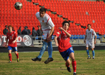 Форма у футболиста, что кроме красоты