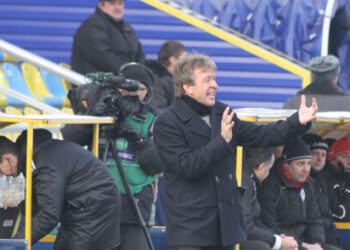 Почему футбольные тренеры в России стали игрушками для хозяев команд