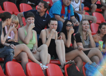 После позорного проигрыша сборной по футболу ростовские спортбары опустели