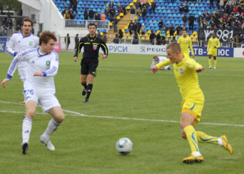 Переходный сезон 2011/2012 Российской футбольной премьер-лиги