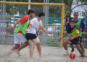 Форма для занятий спортом и футболом