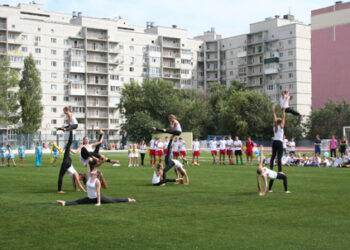 В Ростове открылся стадион «Арсенал»