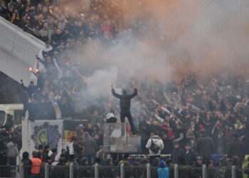 За футбольный проигрыш женщина ответила жизнью