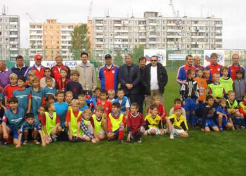 Ростовские школьники разыграли Кубок СКА 2006 год