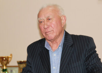 Валерий Синау