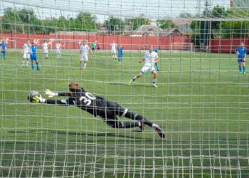 Академия футбола КК