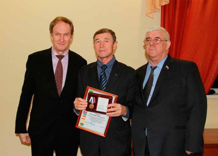 Владимир Середа отметил день рождения Поздравляем 2020 год Футбол ЮФОСКФО Владимир Середа отметил 74 года в 2021 году Поздравляем 17 августа 2020 год