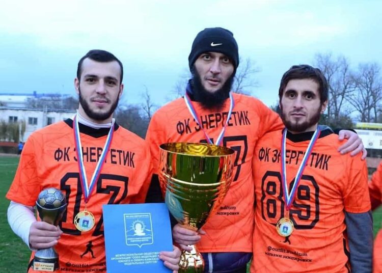 Команды III дивизиона по футболу Юга играют на два фронта Футбол ЮФОСКФО Как прошли турниры Третьего Дивизиона по футболу ЮФО СКФО в 2021 году