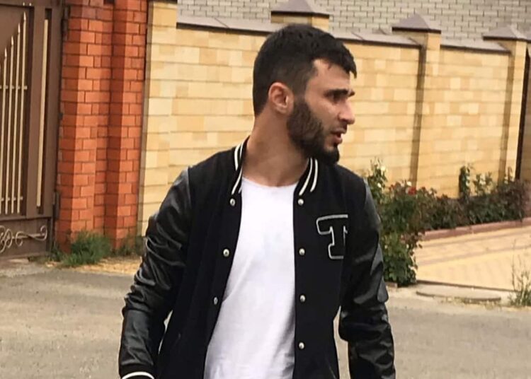 Прессатташе МФК Голден Игл изолирован от футбола он побил игрока МФК СпартакДонецк Футбол ЮФОСКФО Пресс атташе МФК Голден Игл дисквалифицирован от футбола