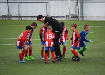 Как найти работу в футболе