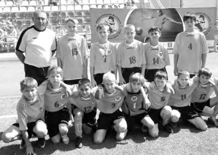 Сафонов Виталий Алексеевич в память о футбольном тренере Азова Футбол ЮФОСКФО Сафонов Виталий Алексеевич 1947 2020 детский тренер