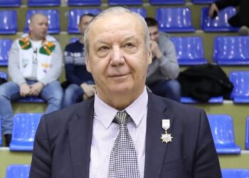 Владимир Афанасьев отмечает 72 года