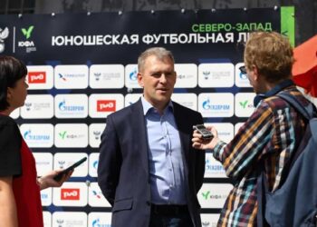 Президентом Объединения Федераций Футбола «Северо-Запад» на четырехлетний срок был единогласно избран Николай Голубев.