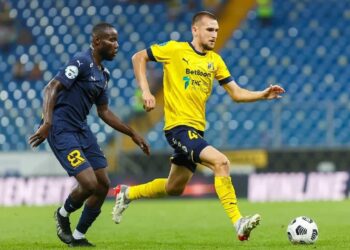 Уткина и Комличенко ФК Ростов продаст летом 2023 г.