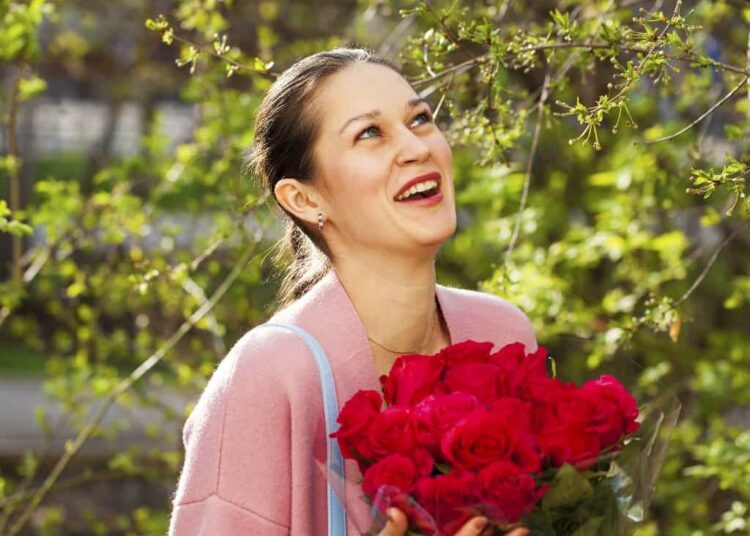 Где заказать доставку свежих цветов в Москве недорого Футбол ЮФОСКФО Где заказать свежие цветы в Москве с доставкой на дом