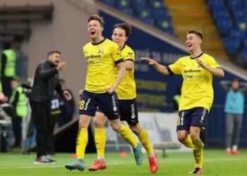 Ростов закрепился на 2-м месте Мир-РПЛ, победив аутсайдера