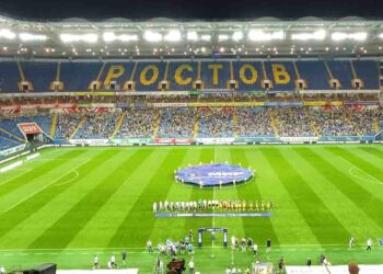 Какие атрибуты должны быть у фанатов команд