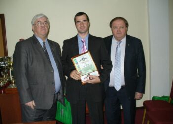 Вручены награды РФС работникам ФФ ЮФО-СКФО