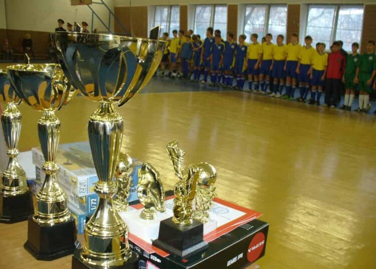 Мишка футболисты Юга заняли 1е командное место в России Футбол ЮФОСКФО Мини футбол в школу 2014 год ЮФО СКФО 1 е место в России